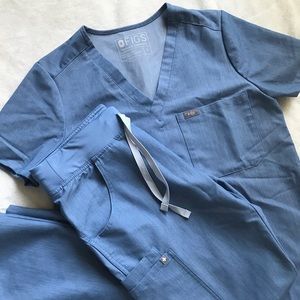 🚑FIGS scrubs set